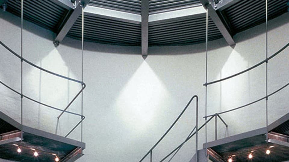 La "torre di luce" di Solingen